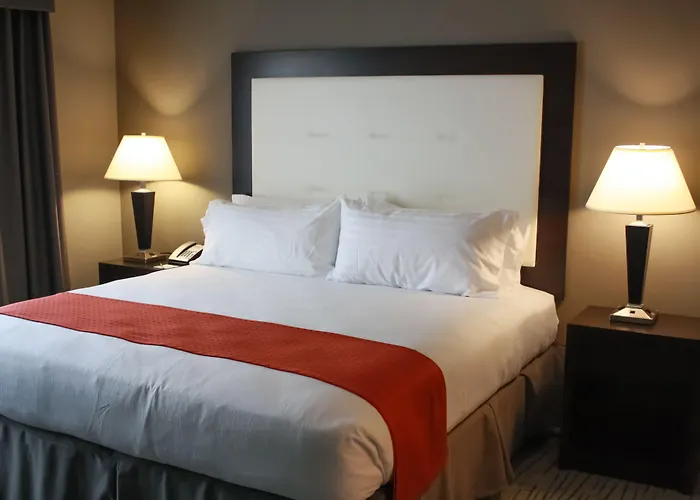 Holiday Inn Hotel & Suites Davenport By Ihg